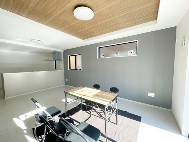 新築戸建・新築建売　いわき市平中神谷１期　Erdeの居間・リビング