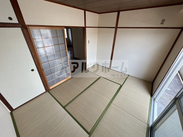 玉手山ハイツ１号館の和室|玉手山ハイツ１号館