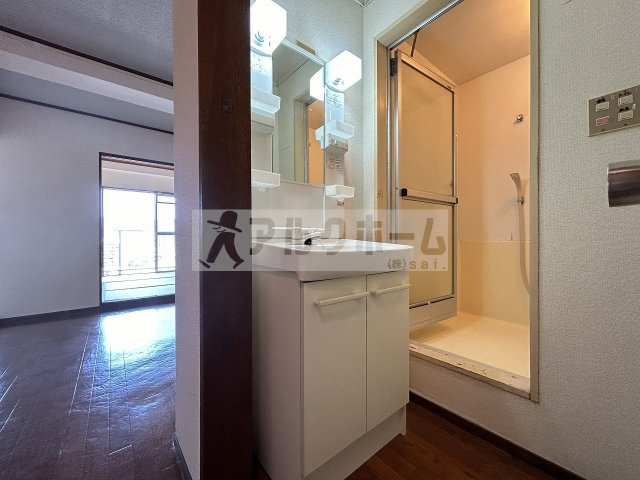 玉手山ハイツ１号館の洗面所|玉手山ハイツ１号館