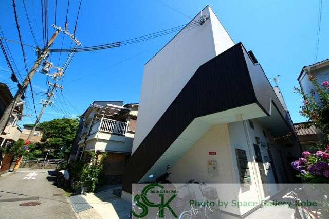 Ｙ‘ｓ village 馬場通 202号室の外観