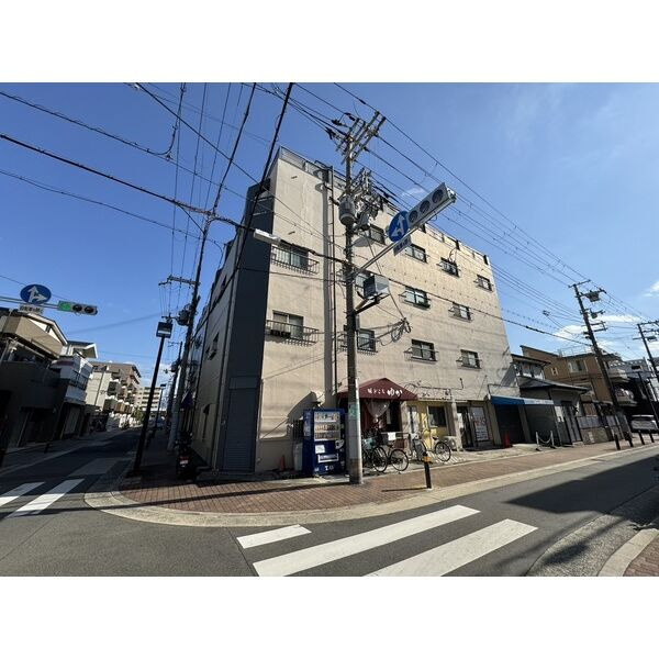 大阪市城東区諏訪４丁目の賃貸マンションの外観