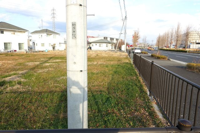 前橋市六供町　売地の外観|南側境界を西から東方向