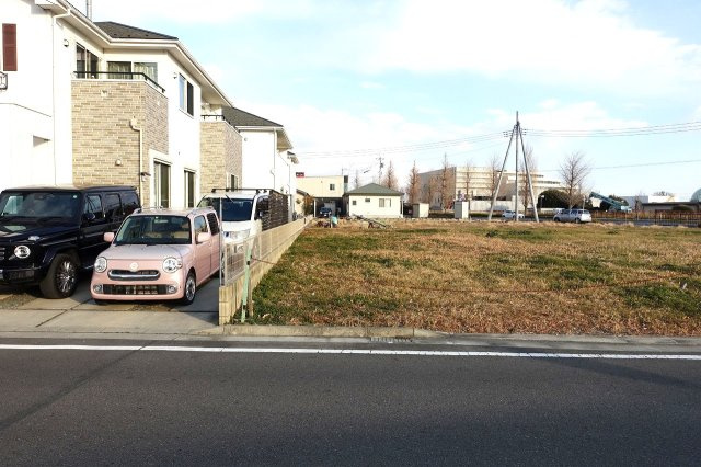 前橋市六供町　売地の外観|北側境界を西から東方向