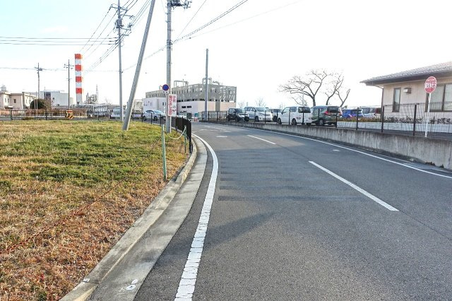 前橋市六供町　売地の前面道路含む現地写真|西側道路を北から南方向