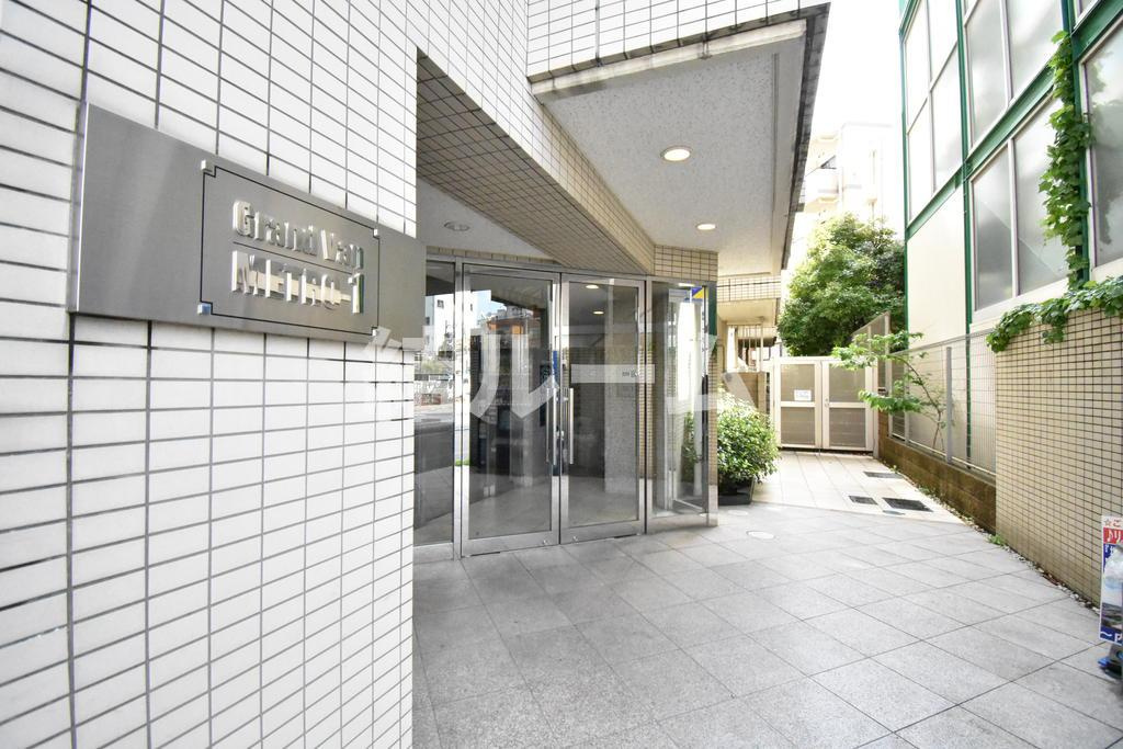 練馬区田柄２丁目の賃貸マンションのエントランス