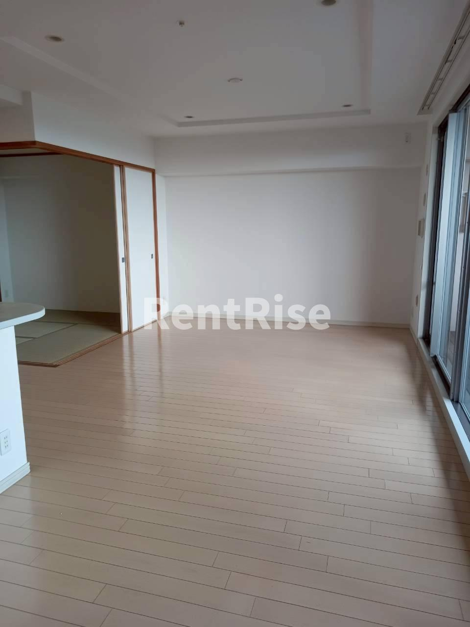 ライオンズ一宮栄の居間・リビング