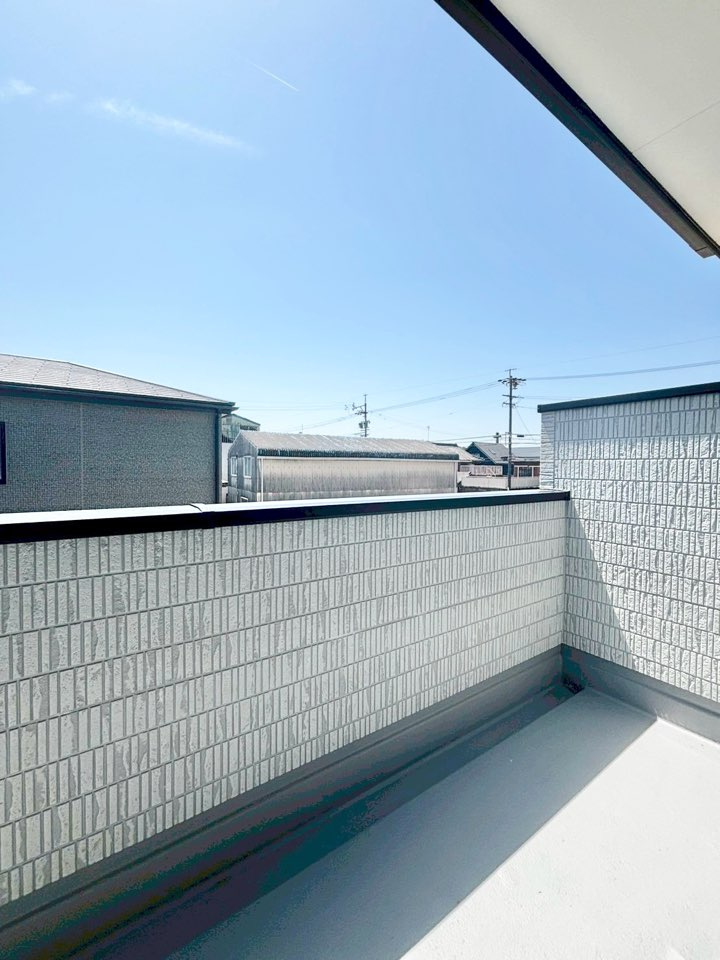 リーブルガーデン緑区大高町東千正坊　全4棟　新築戸建のバルコニー
