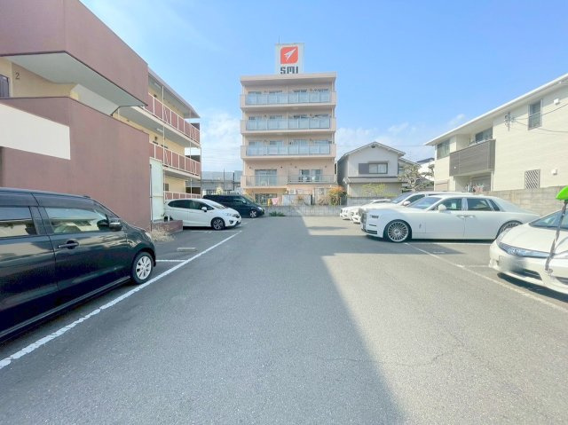 カサ池田の駐車場