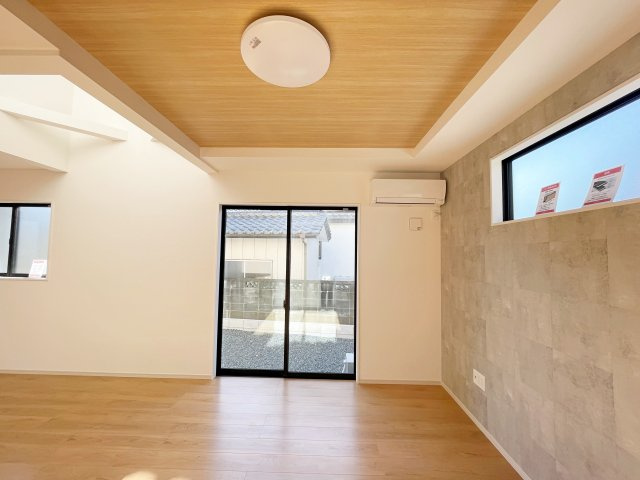 新築戸建・新築建売　いわき市平中神谷１期　Erdeの居間・リビング