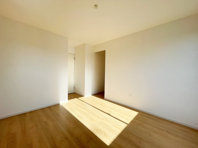 新築戸建・新築建売　いわき市平中神谷１期　Erdeの洋室