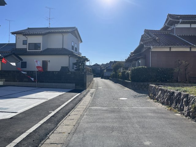 新築戸建・新築建売　いわき市平中神谷１期　Erdeの前面道路含む現地写真