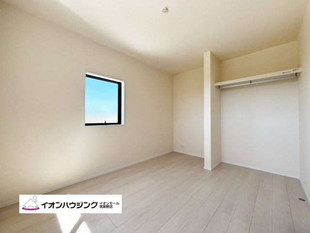 収納完備！洋服がたくさんあっても安心♪