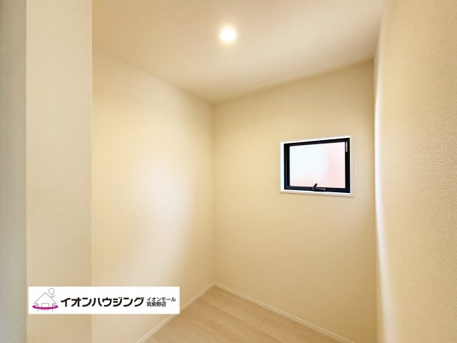 住宅ローンご相談ください。イオン銀行でお借入れると完済までずーっとイオンでお買い物すると５％オフ！詳しくは担当者まで！