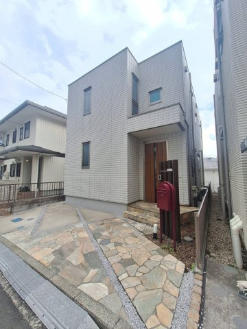 白根6丁目ヘーベルハウスの外観