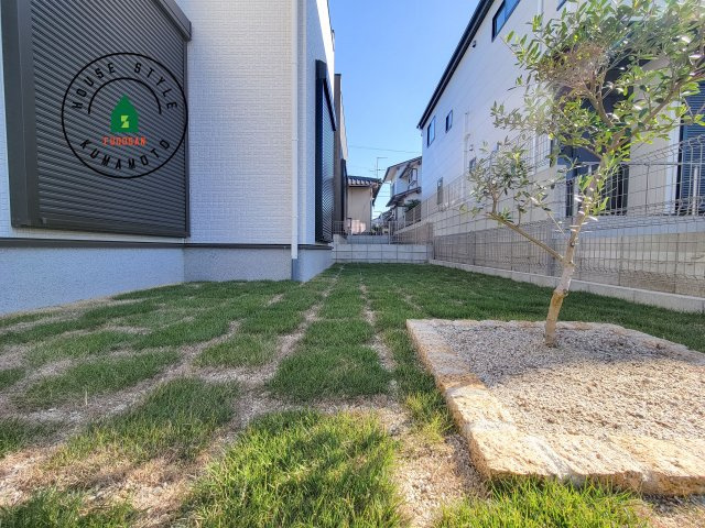 合志市須屋群窪第1-2棟（1号棟）の庭|お庭で自由な時間を過ごせます。