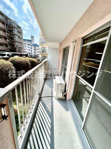 テラジハイツ1号館のバルコニー