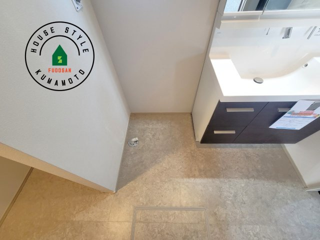 熊本市西区田崎1丁目第1-2棟（2号棟）のランドリースペース|ランドリースペースとなります。広々して有効的にご使用できます。 