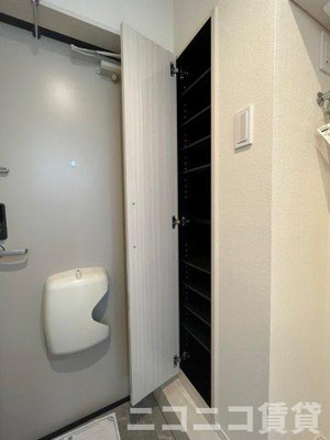 【玄関】 | パルメゾン鷲宮