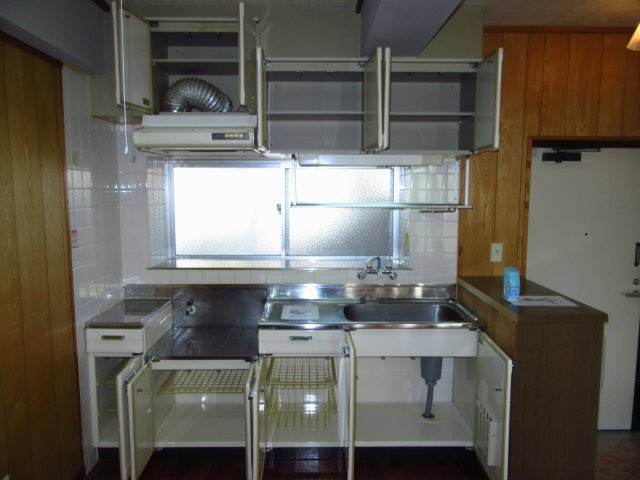 第２長嶺ハイツのキッチン