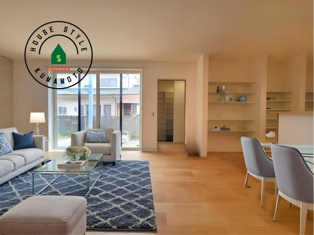 熊本市中央区薬園町第1-2棟（1号棟）の居間・リビング|キッチンからリビングをしっかり確認できます。家族の笑顔があふれる空間になりそうですね。※家具はCGを合成したものです。