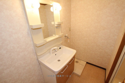 【洗面所】 | アドバンス三本松 | 使いやすい洗面所です
アドバンス三本松　404号室　2024/9/19撮影