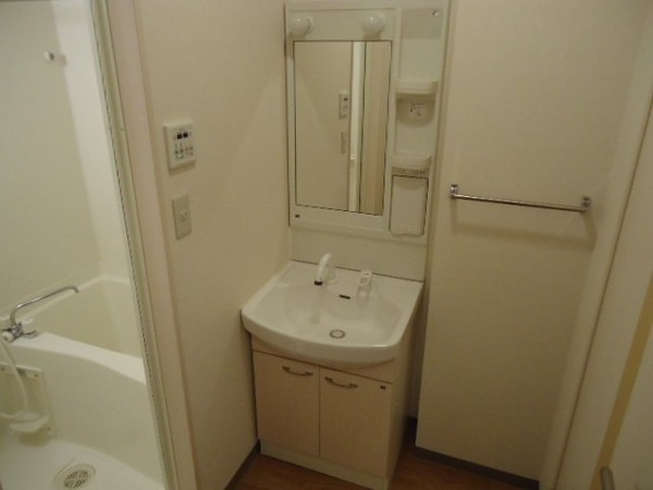 リバティ　ウイングの洗面所