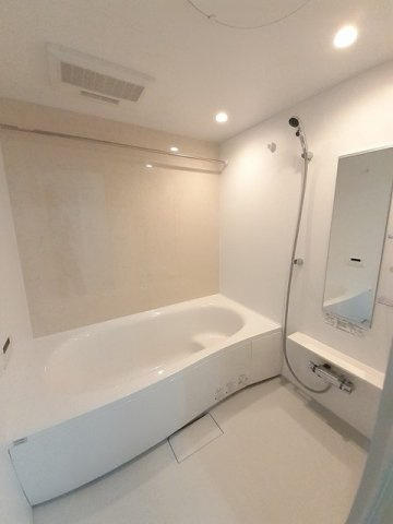 ノルデンパラスト　Ｃの浴室