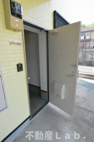 セピアコートⅡのエントランス