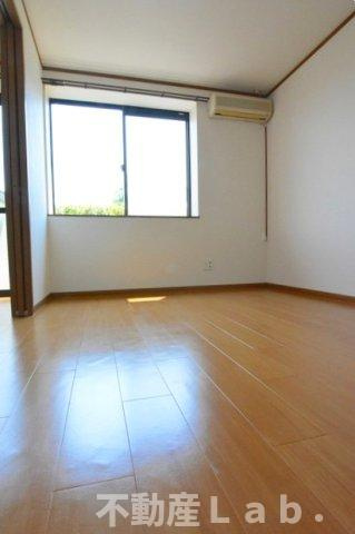 セピアコートⅡの居間・リビング