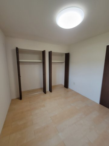 クレシアⅠの居間・リビング