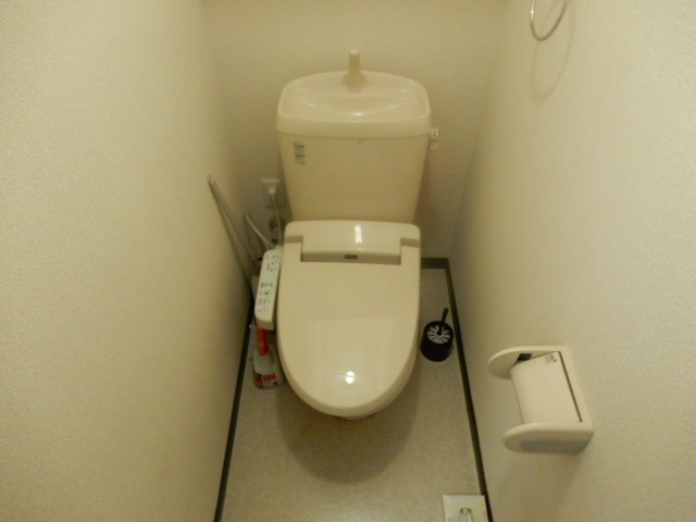 明石市大久保町松陰のアパートのトイレ