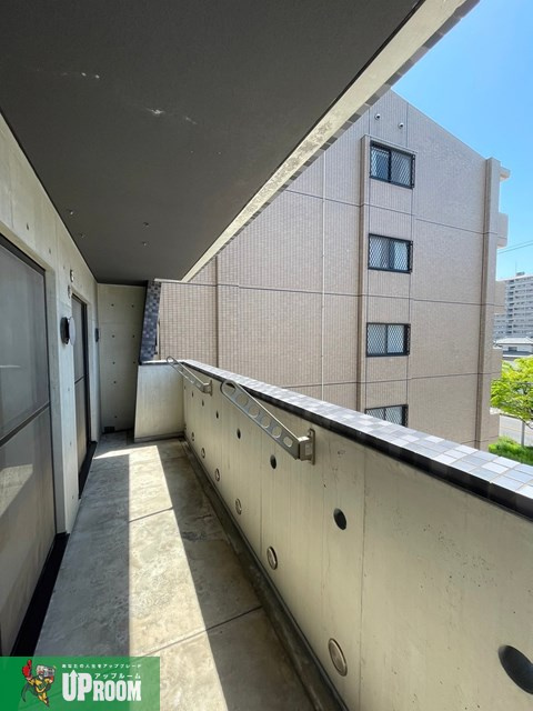 K-WESTのバルコニー