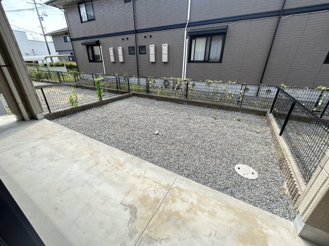 ライラックの庭