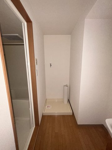 ライラックの洗面所