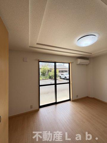 ルーエンハイム久具の居間・リビング