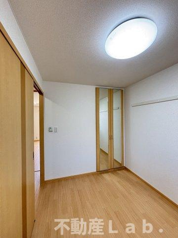 ルーエンハイム久具の洋室