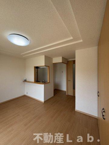 ルーエンハイム久具の居間・リビング