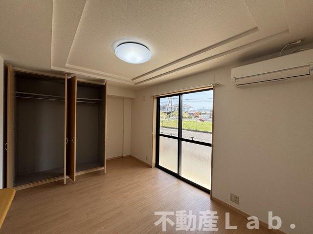 ルーエンハイム久具の居間・リビング