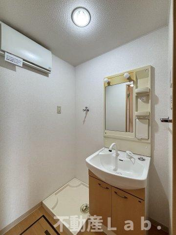 ルーエンハイム久具の洗面所