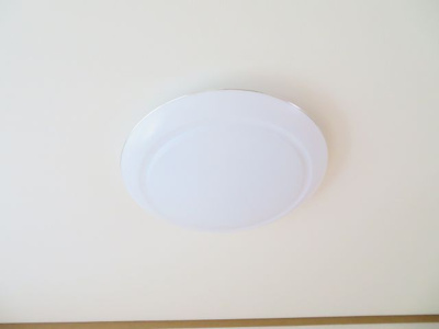 【設備】 | ベルシャイン柏原 | 照明器具付き