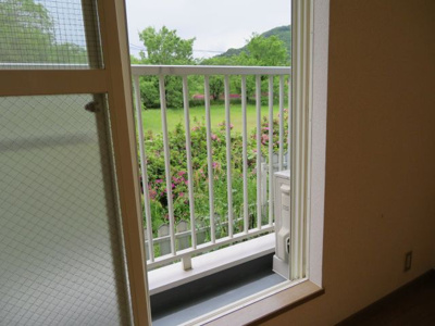 【バルコニー】 | ベルシャイン柏原