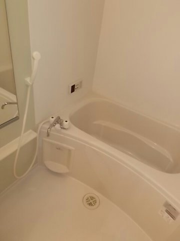 熊本市北区龍田陳内２丁目のアパートの浴室|落ち着いた空間のお風呂です
