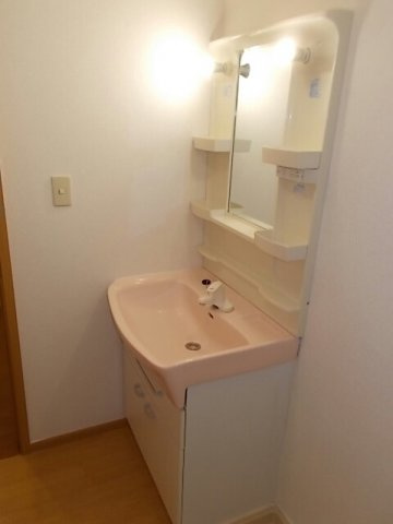 熊本市北区龍田陳内２丁目のアパートの洗面所|洗面所です