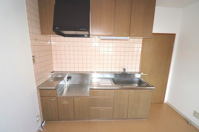 リーヴァかもべのキッチン|お料理しやすいキッチンです