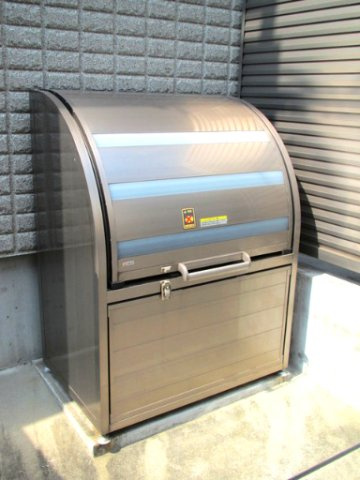 グレイス北沢のその他共用部分|ゴミストッカー