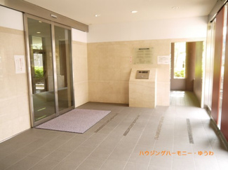 【エントランス】