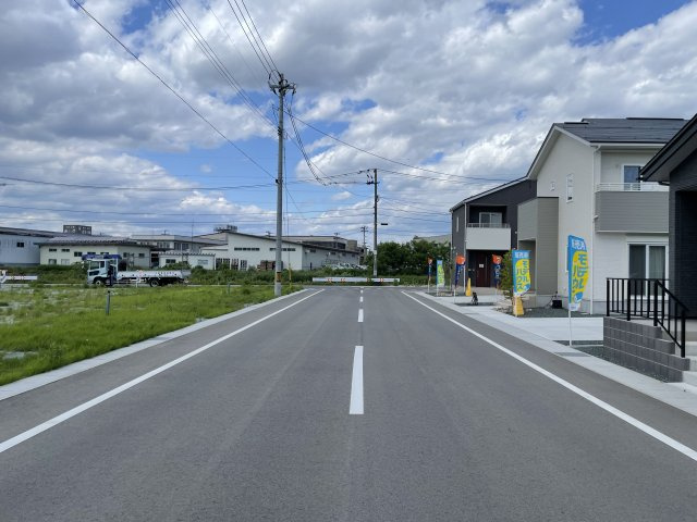 【前面道路含む現地写真】 | 山形市浜崎　全3棟　
