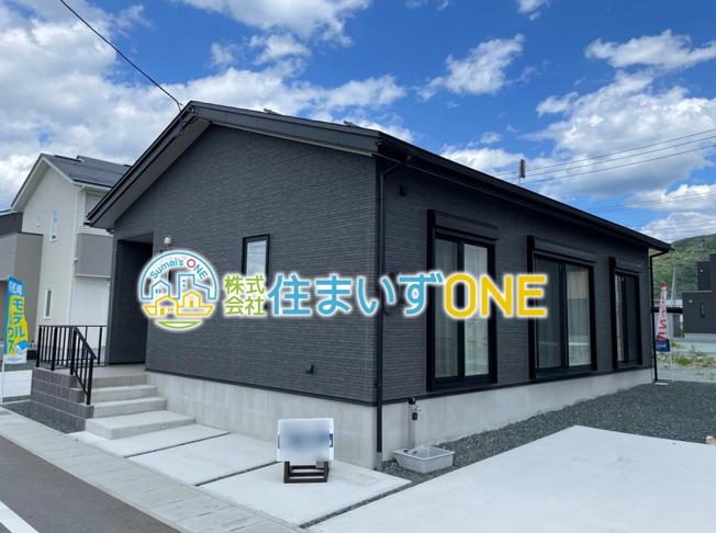 【外観】 | 山形市浜崎　全3棟　 | 3号棟外観写真です♪
建売物件では希少な平屋建ての物件です!(^^)!