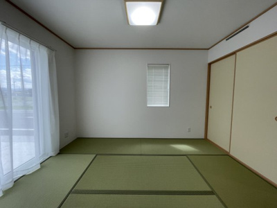 【和室】 | 山形市浜崎　全3棟　 | リビング隣接の和室です♪