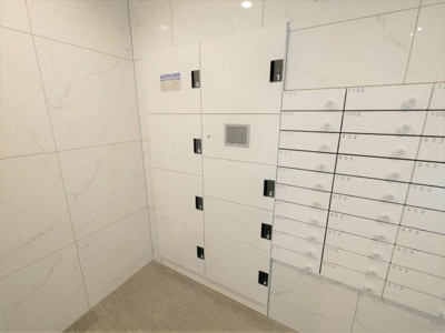 【その他共用部分】 | サムティ都島North | 宅配ボックスです